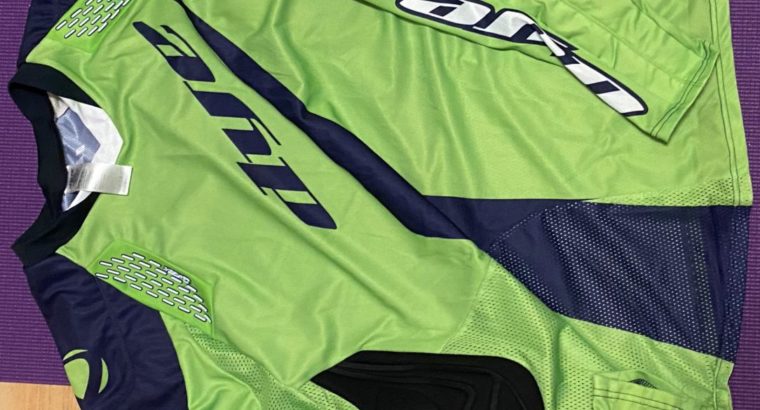 Dye Jersey in Grün