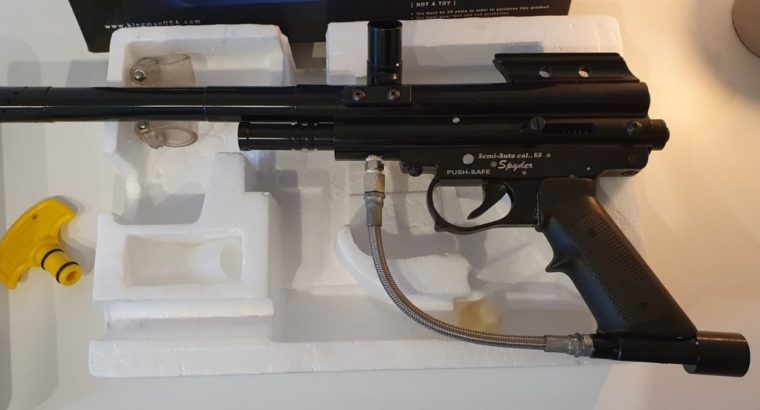 Kingman Spyder Semi-Automatic Paintball Markierer Cal.68 inkl. Flasche und Zubehör