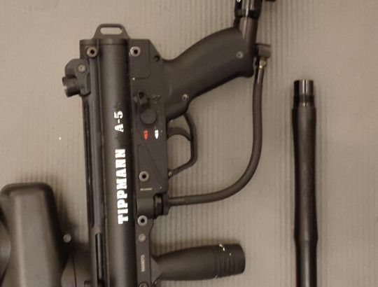 Tippmann A5 mit Zubehör