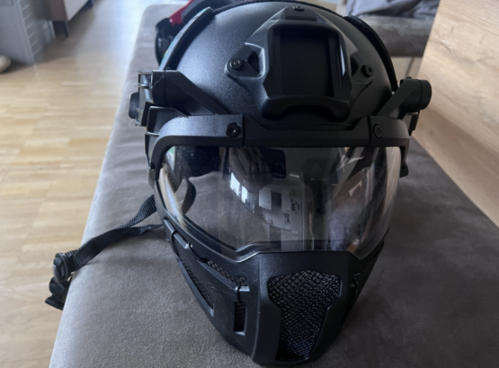 Taktischer paintball Helm