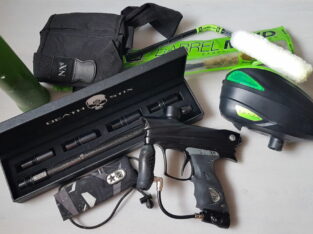 Paintballset (Dye DM9; Rotor; Deathstix; Maske)